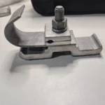 Soporte de Suspensión para Poste Eléctrico
